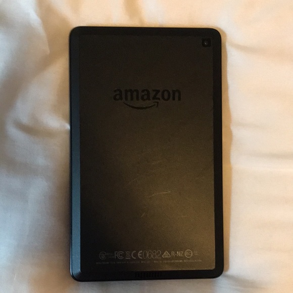 Kindle fire and case - Picture 2 of 7